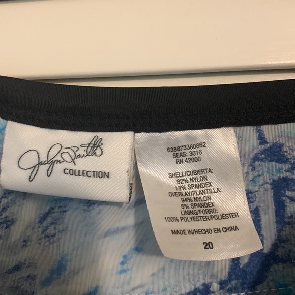 Tankini Swimsuit by Jaclyn Smith - Picture 4 of 6